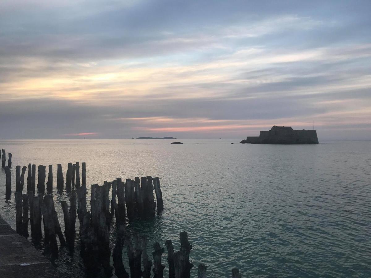 Appartement L'Emeraude A Saint Malo Intra-Muros Kültér fotó